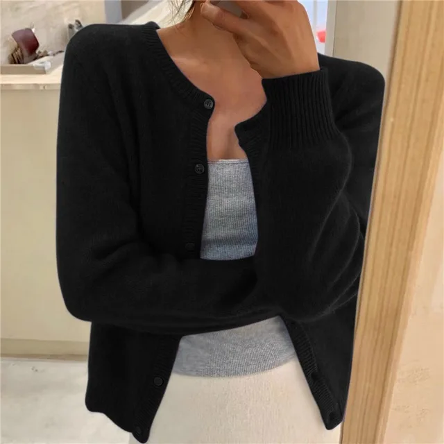 Anna | Round Neck Button-Front Long Sleeve Soft Knit Cardigan