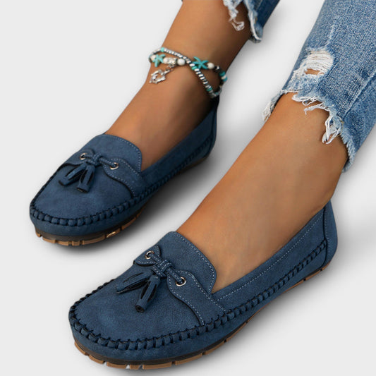 Bérengère | Women's Tassel Detail Suede Loafers