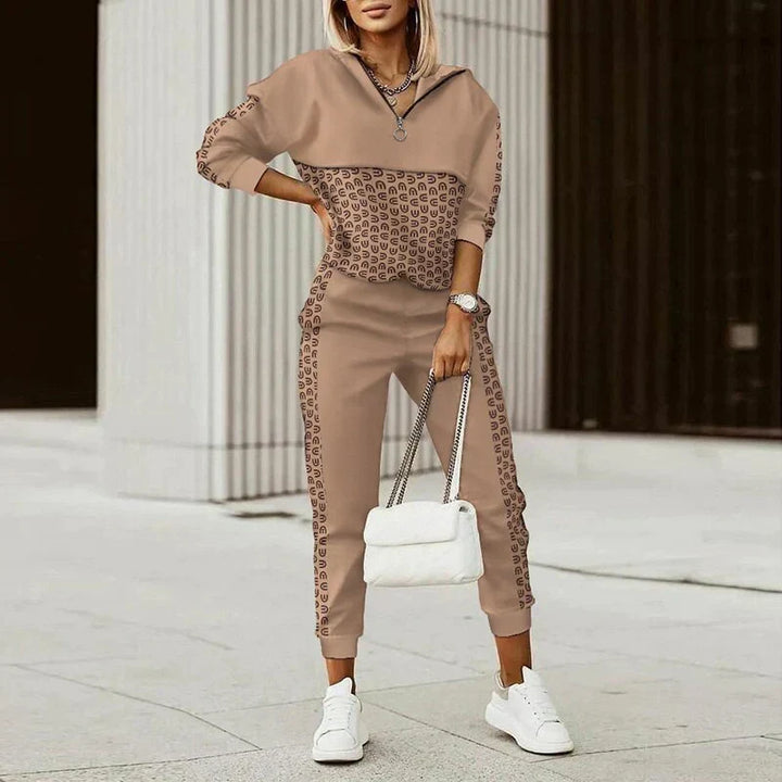 Sarah | Printed Zip-Neck Sweatshirt & Jogger Trousers Set
